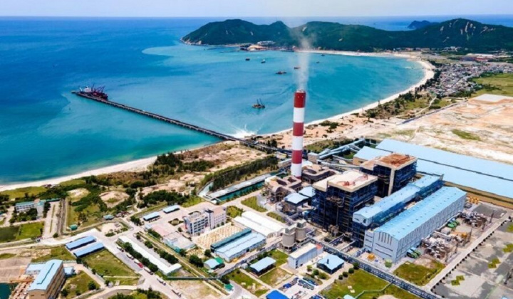 Bộ GTVT: Nghiên cứu nâng cấp Quốc lộ 8 nối cảng Vũng Áng với Lào