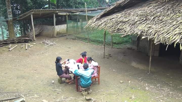 Sự học của trẻ em vùng cao thời Covid