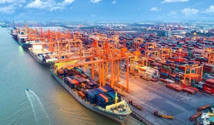 Từ ngày 01/04, TP.HCM bắt đầu thu phí hạ tầng cảng biển