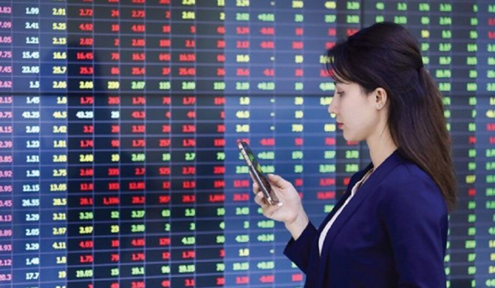 Phó Thủ tướng chỉ đạo bảo đảm ổn định, an toàn thị trường chứng khoán