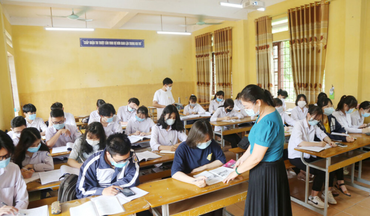 Lào Cai: Học sinh từ lớp 7 bắt đầu trở lại học trực tiếp từ ngày 07/03