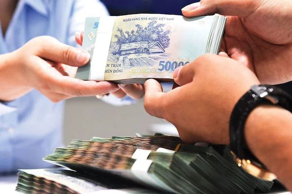 NHNN siết mạnh việc cấp tín dụng vào bất động sản, chứng khoán, BOT giao thông