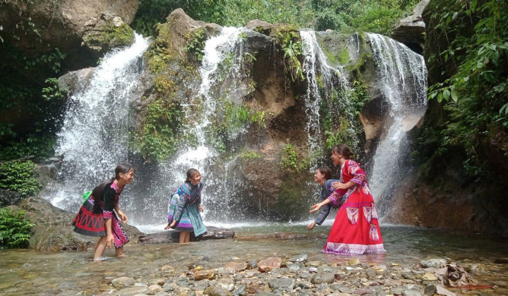 Sản phẩm du lịch cộng đồng bản Tát, xã Nà Hẩu đạt tiêu chuẩn OCOP 4 sao