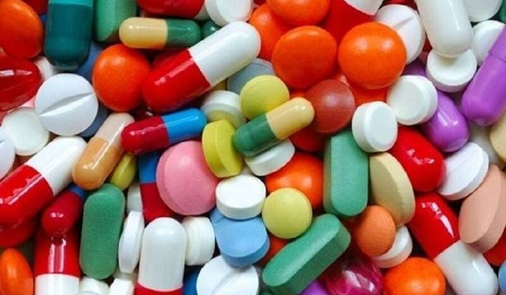 Kịp thời gỡ vướng mắc liên quan đến thủ tục thông quan thuốc nhập khẩu