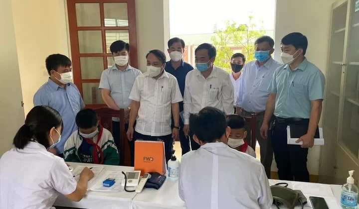 Nghệ An: Sở Y tế và CDC kiểm tra công tác tiêm phòng COVID -19 cho trẻ từ 5 đến 11 tuổi