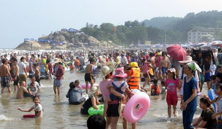 Chính phủ yêu cầu xử lý tình trạng trục lợi, chèo kéo khách du lịch dịp lễ 30/4 – 1/5