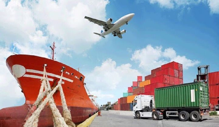 Áp lực trước giá nhiên liệu cao kỷ lục, Bộ GTVT đề xuất Chính phủ loạt giải pháp hỗ trợ doanh nghiệp