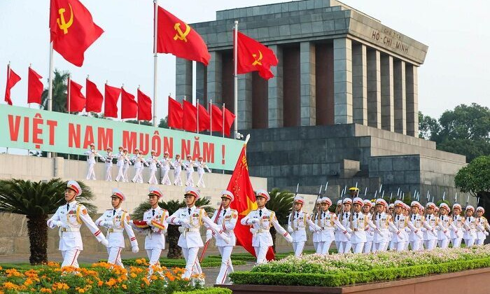 Phát huy vai trò của công tác tư tưởng trong bảo vệ Tổ quốc từ sớm, từ xa, giữ nước từ khi nước chưa nguy