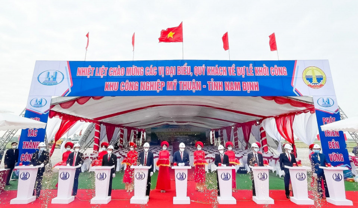 Đoàn kết, đổi mới, sáng tạo, quyết tâm tạo bước đột phá mới trong công tác xây dựng Đảng và phát triển kinh tế - xã hội