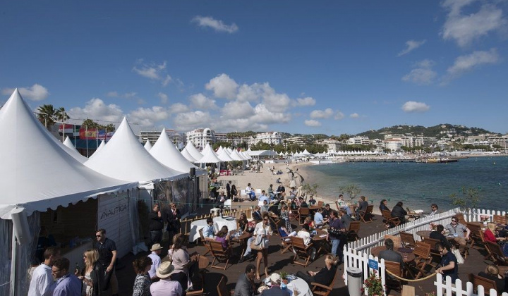 Chuyên gia điện ảnh trẻ của Việt Nam tham dự sự kiện Chợ phim Cannes 2022