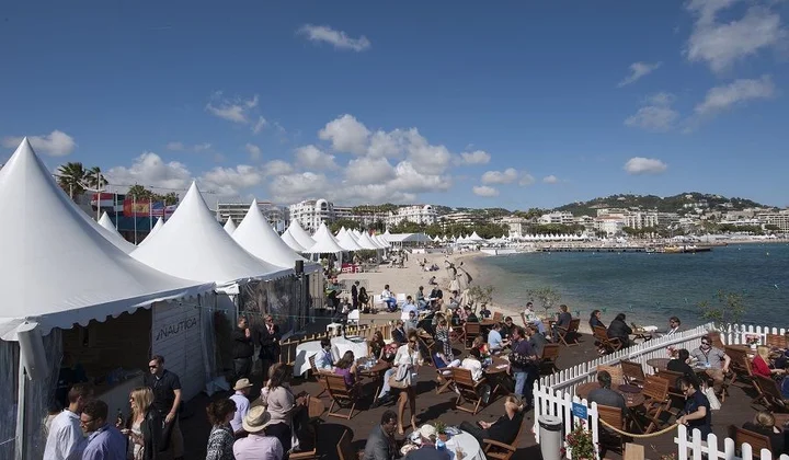 Chuyên gia điện ảnh trẻ của Việt Nam tham dự sự kiện Chợ phim Cannes 2022