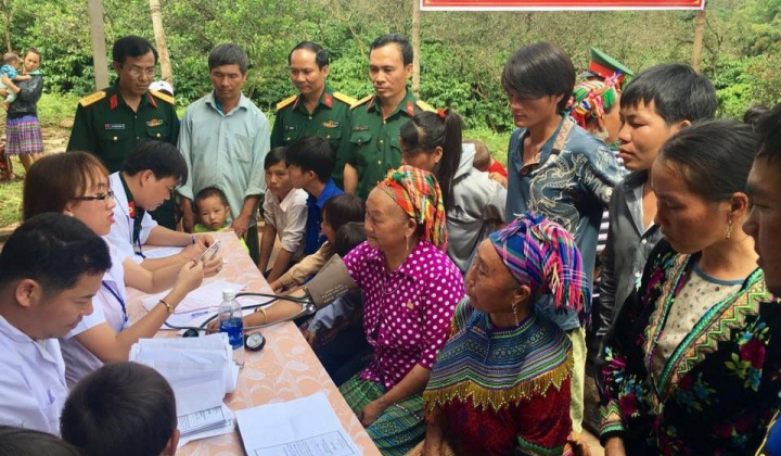 Kết hợp quân dân y chăm sóc sức khỏe nhân dân