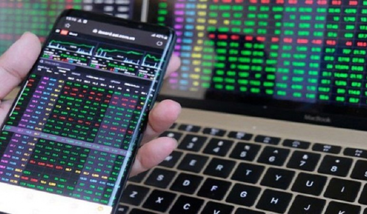 Chậm công bố thống tin, cổ phiếu CNA, LMH và XPH bị tạm ngừng giao dịch