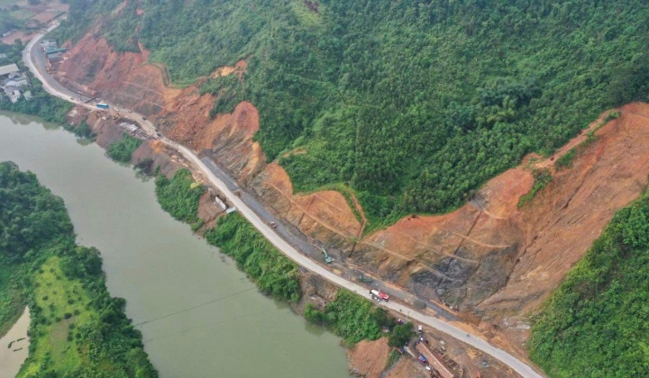 Một số vấn đề sụt trượt thi công Quốc lộ 2 đoạn qua Hà Giang