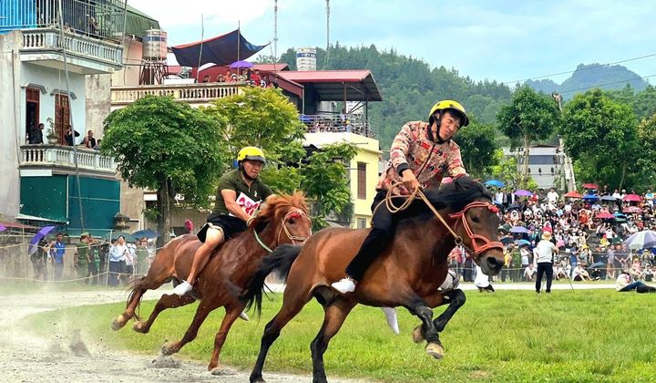 Bắc Hà: Cất cánh trở thành điểm sáng của du lịch Tây Bắc