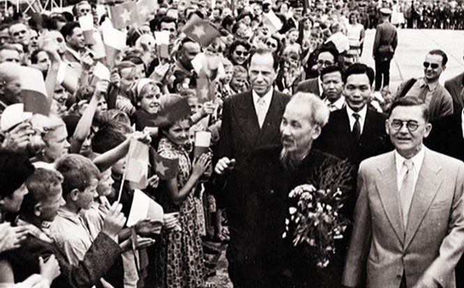 Tư tưởng của Chủ tịch Hồ Chí Minh về hòa bình quốc tế