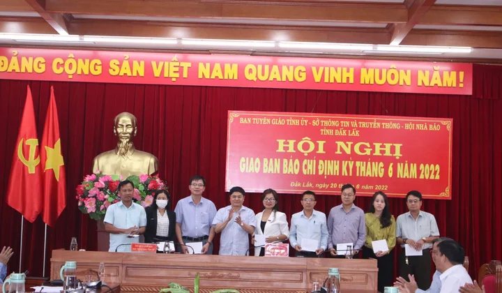 Đắk Lắk: Gặp mặt Báo chí nhân kỷ niệm 97 năm ngày Báo chí Cách mạng Việt Nam