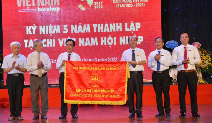 Việt Nam hội nhập - 5 năm hành trình phát triển