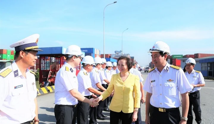 Bộ trưởng Bộ Nội vụ thăm và làm việc tại Tổng Công ty Tân Cảng Sài Gòn