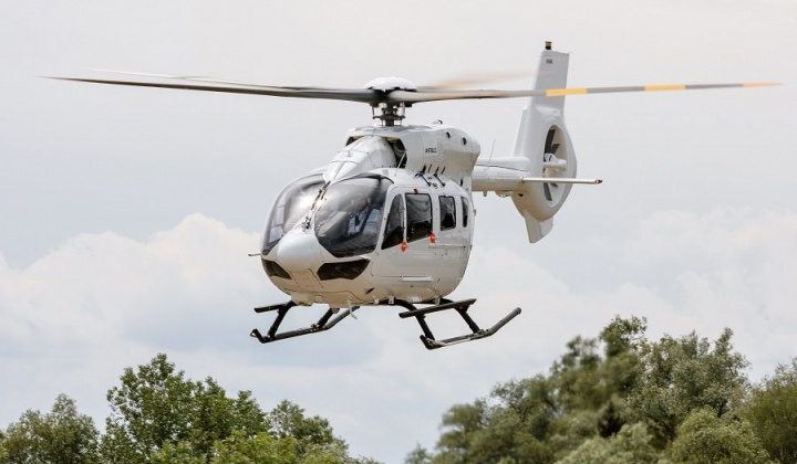 Microflite đặt mua trực thăng năm cánh quạt H145 mới