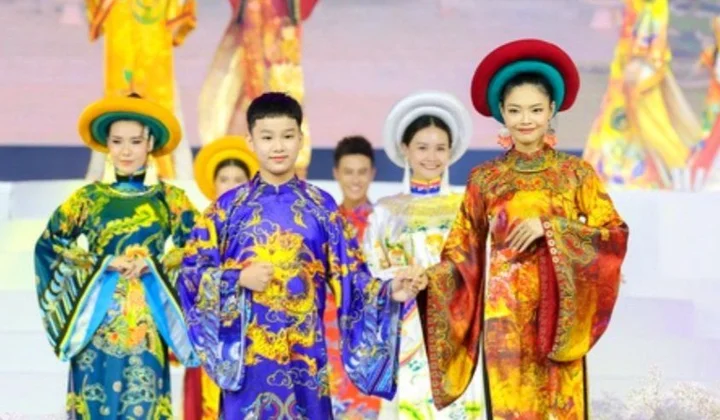 Phát triển văn hóa, con người Việt Nam thời kỳ mới