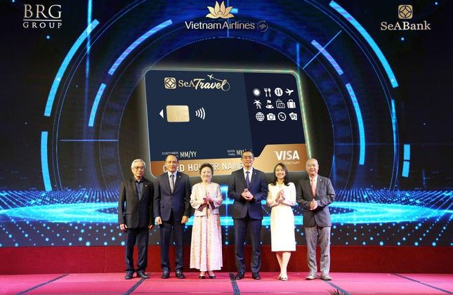 SeABank, Tập đoàn BRG và Vietnam Airlines ra mắt thẻ đồng thương hiệu SeATravel