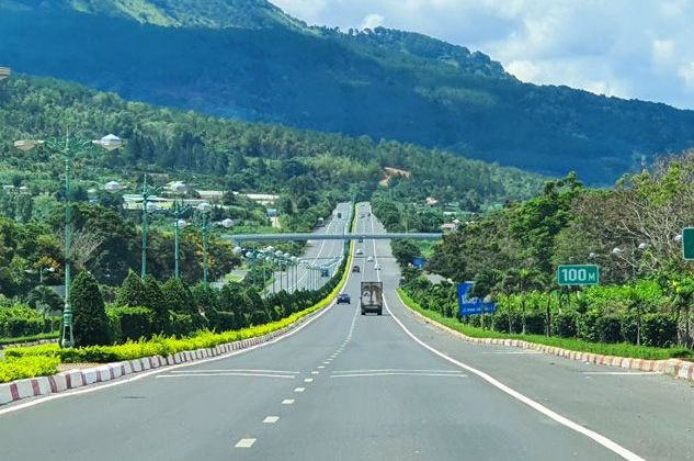 Đẩy nhanh các dự án đường bộ cao tốc tại Đồng Nai, Lâm Đồng