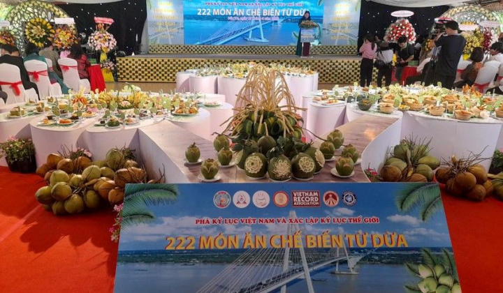 Bến Tre: 222 món ăn từ dừa phá kỷ lục Việt Nam và ghi nhận kỷ lục thế giới