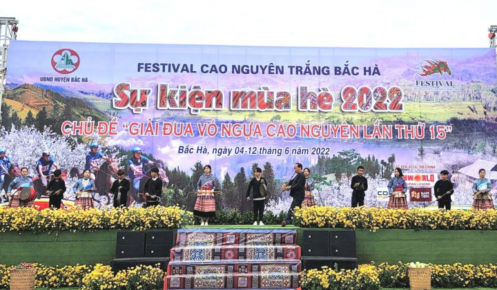 Lào Cai: Vó ngựa tung hoành trên Cao nguyên trắng Bắc Hà