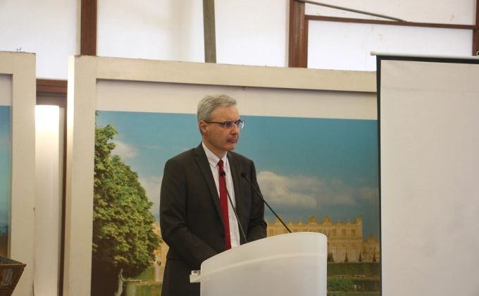 Cổ phiếu giảm hơn 42% từ đỉnh, người nhà lãnh đạo Hòa Phát đăng ký mua 300.000 cổ phiếu HPG