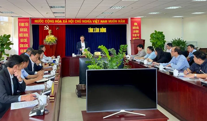 Chủ tịch UBND tỉnh Lâm Đồng: Y tế tỉnh nhà phải tạo sự chuyển biến thật sự trên 3 trụ cột