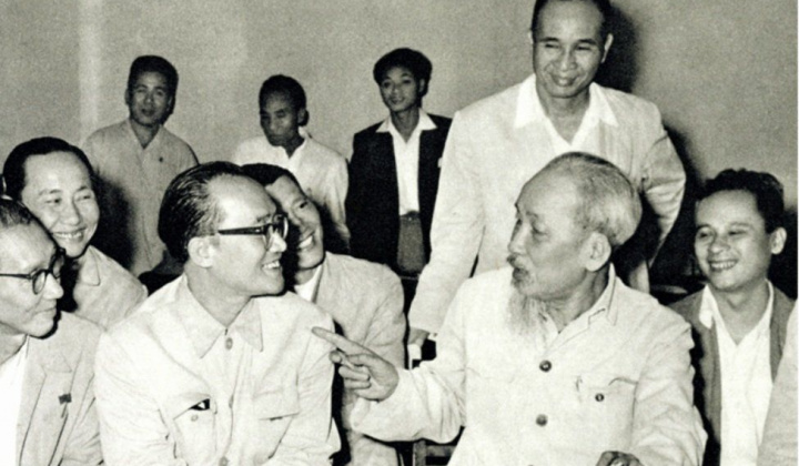 Sự lãnh đạo của Đảng đối với công tác xây dựng và phát triển đội ngũ trí thức ở nước ta