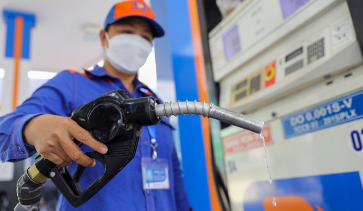 Tiếp tục tính toán phương án điều chỉnh thuế tiêu thụ đặc biệt, thuế GTGT đối với xăng dầu