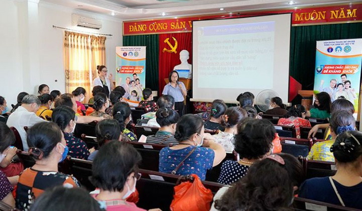 Tập huấn chăm sóc sức khoẻ người cao tuổi và truyền thông Đề án 818