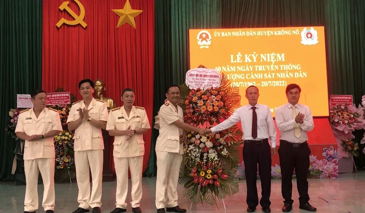 Huyện Krông Nô kỷ niệm 60 năm ngày truyền thống lực lượng CSND