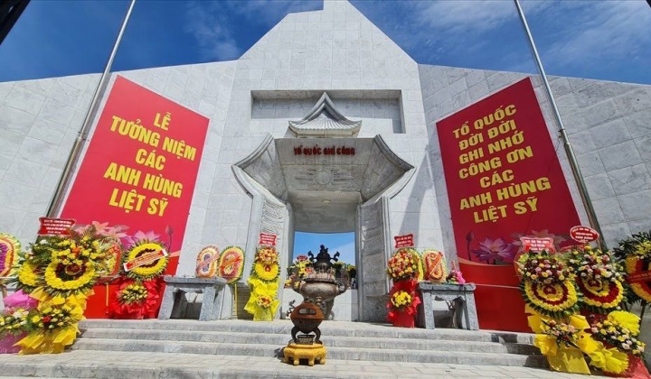 Nghĩa trang Liệt sĩ Quốc tế Việt - Lào: Biểu tượng tình đoàn kết thủy chung, son sắt của hai dân tộc Việt - Lào anh em