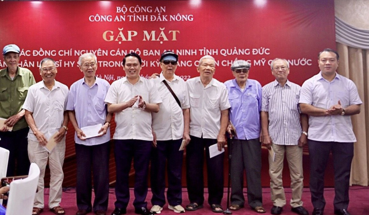 Công an Đắk Nông và hoạt động đền ơn đáp nghĩa nhân kỷ niệm 75 năm Ngày Thương binh liệt sĩ