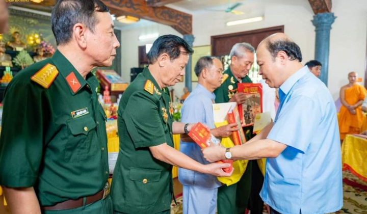 Tạp chí Việt Nam hội nhập với những hoạt động tri ân ý nghĩa nhân ngày Thương binh Liệt sỹ 27/7