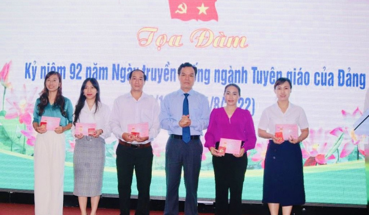 Quảng Ngãi: Gặp mặt Kỷ niệm 92 năm Ngày truyền thống ngành Tuyên giáo của Đảng