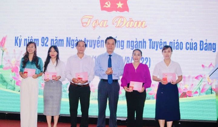 Quảng Ngãi: Gặp mặt Kỷ niệm 92 năm Ngày truyền thống ngành Tuyên giáo của Đảng