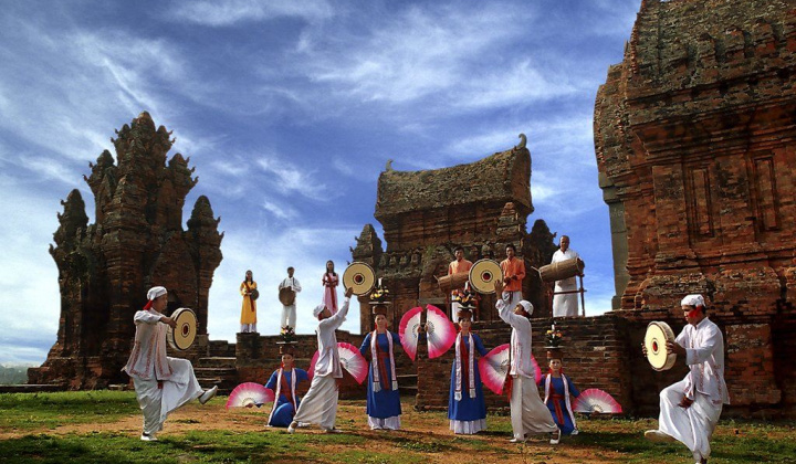 Ninh Thuận: Phát triển du lịch gắn với bảo tồn và phát huy các giá trị di sản văn hoá