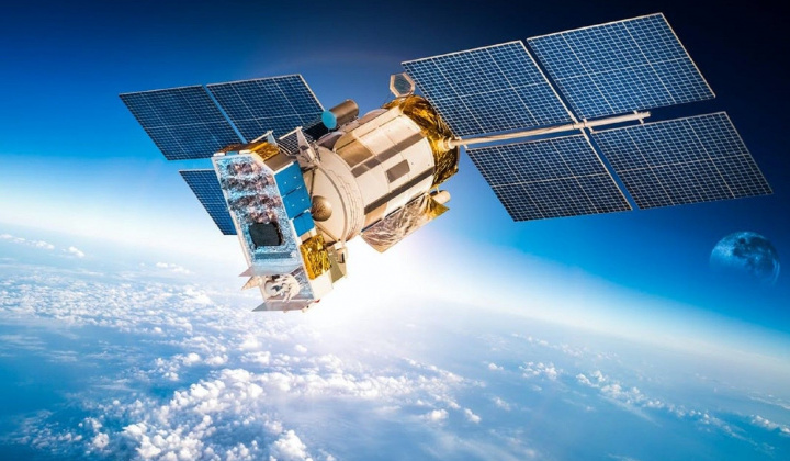 Phát triển và ứng dụng công nghệ vệ tinh để phục vụ phát triển kinh tế-xã hội