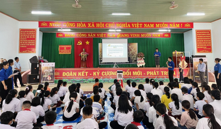 Đắk Lắk: Hội thi “Rung chuông vàng” với chủ đề “Bảo vệ và phát huy quyền trẻ em”.