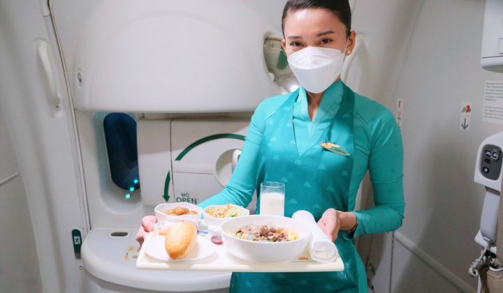 Hành khách Vietnam Airlines thưởng thức “bản giao hưởng ẩm thực” mới
