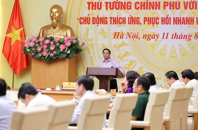 Chủ động thích ứng, phục hồi nhanh và phát triển bền vững