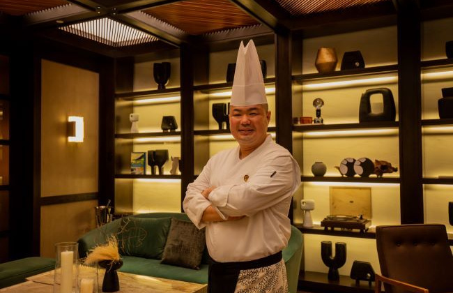 Đầu bếp sao Michelin - Junichi Yoshida: “Không có khuôn mẫu nào được đặt ra khi nấu các món ăn Teppanyaki”