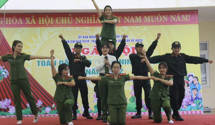 Đắk Nông: Tưng bừng Ngày hội toàn dân bảo vệ an ninh Tổ Quốc ở huyện biên giới Đắk Song