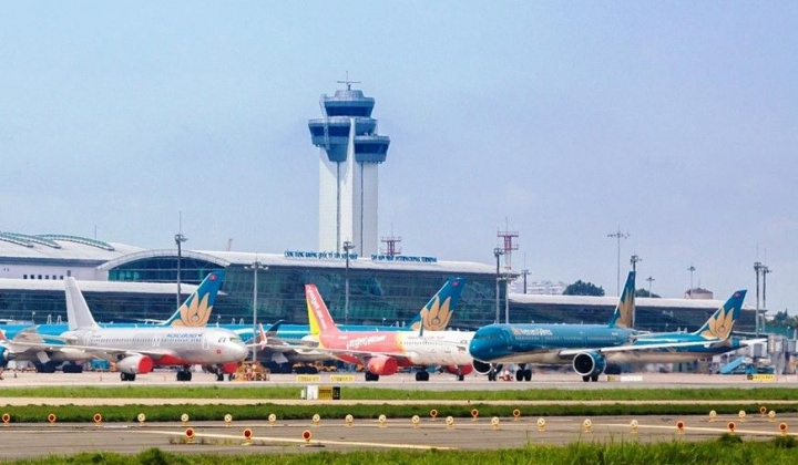 Công an cửa khẩu Tân Sơn Nhất: Sâu nặng nghĩa tình