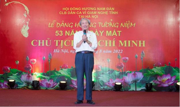 Nhớ ơn Người dâng câu hát dân ca