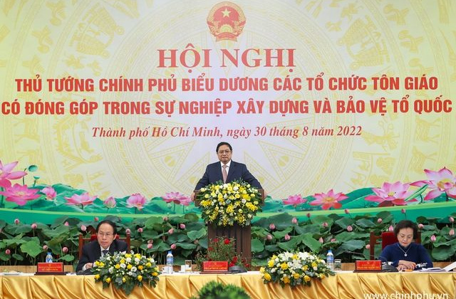 Tôn giáo luôn sát cánh, đồng hành cùng đất nước, cùng dân tộc trong mọi khó khăn, thách thức, thời cơ và thuận lợi